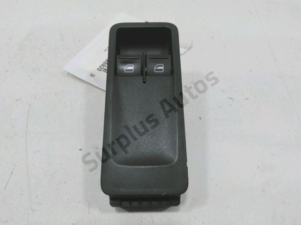 Commande lève-vitre avant gauche