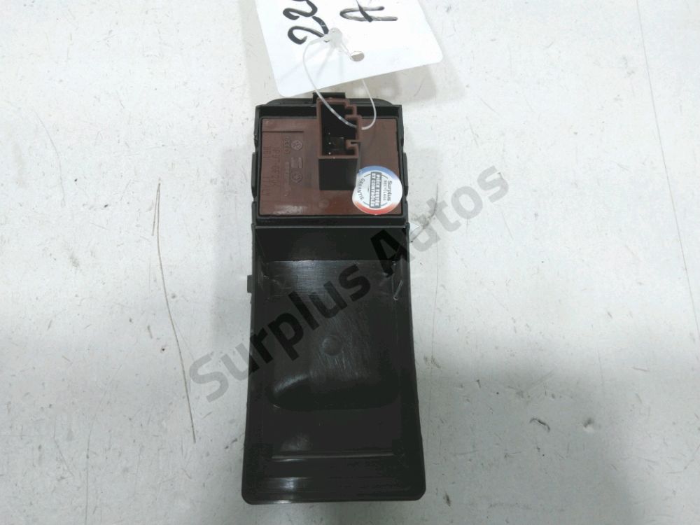 Commande lève-vitre avant gauche