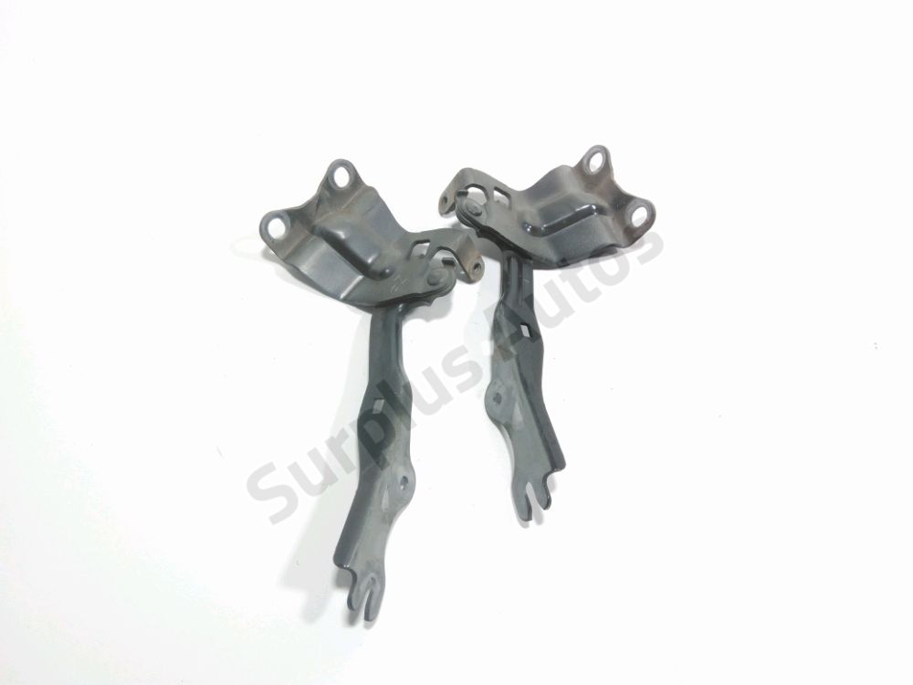 Jeu de charnières de capot