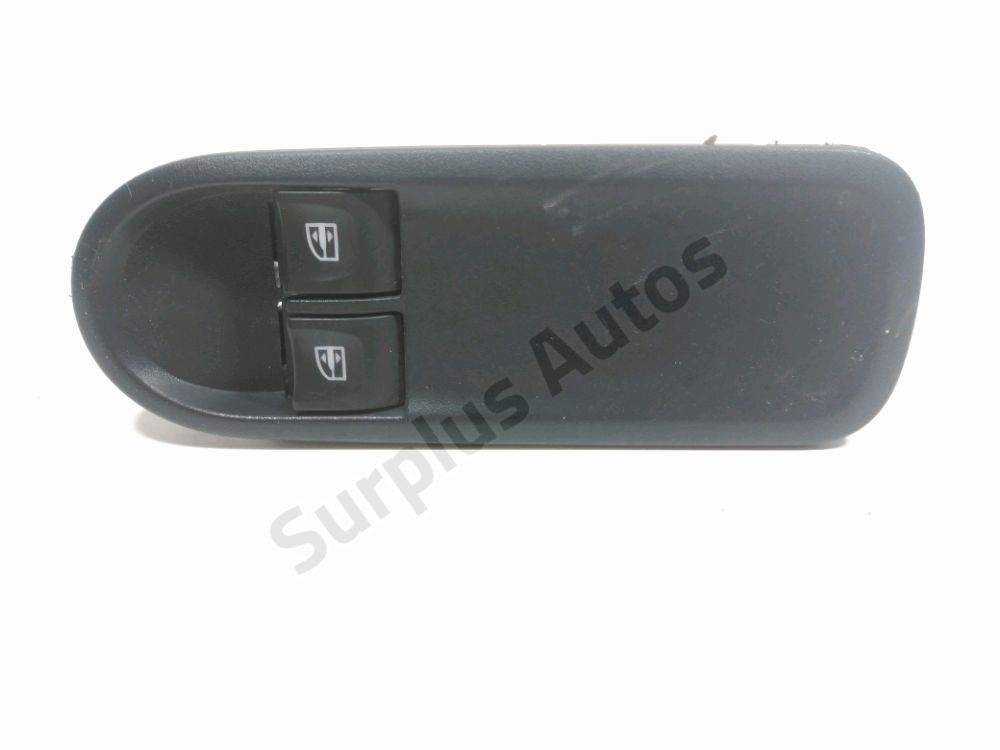 Commande leve-vitre avant gauche