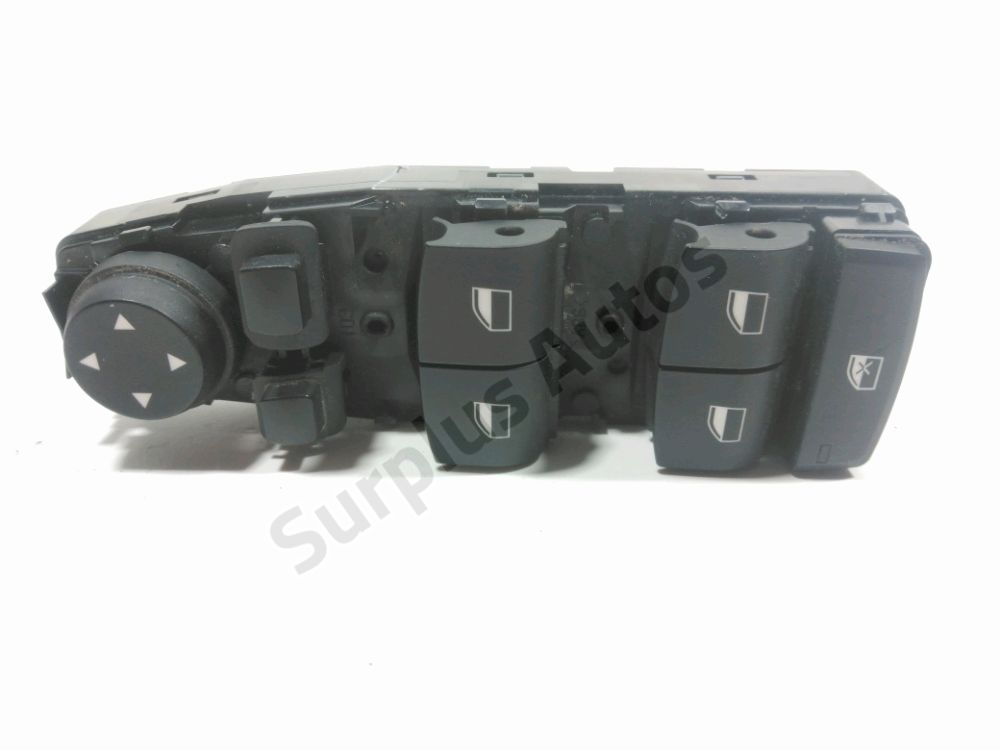 Commande lève-vitre avant gauche