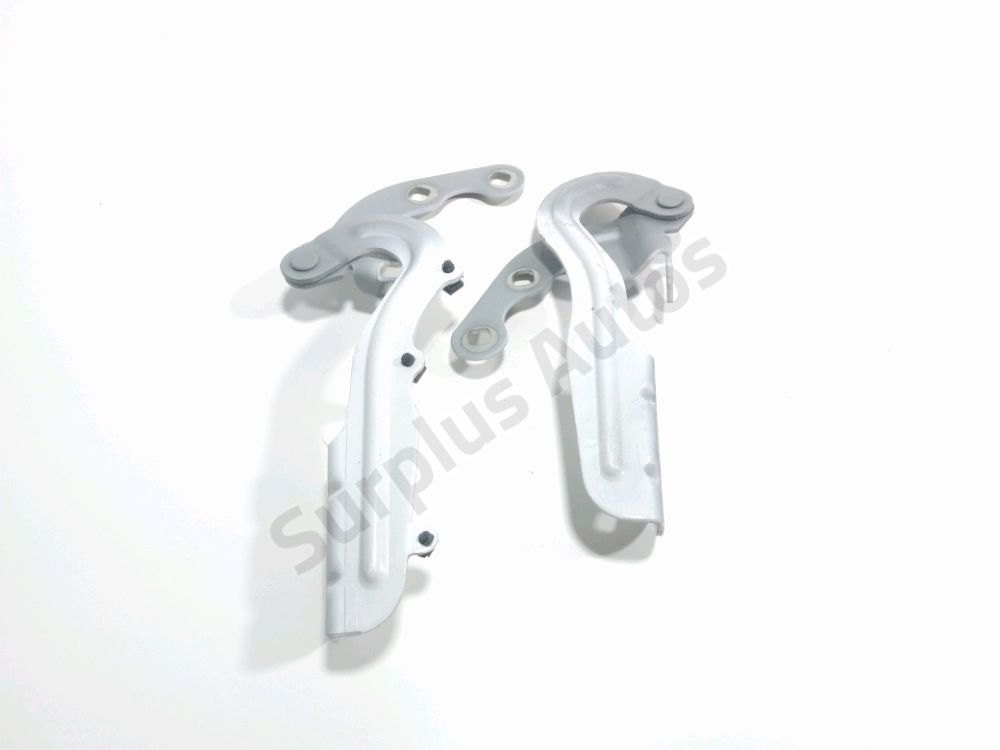 Jeu de charnières de capot