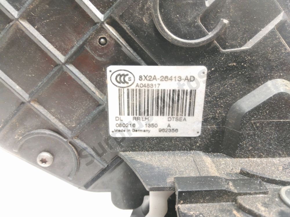 Serrure de porte arrière gauche