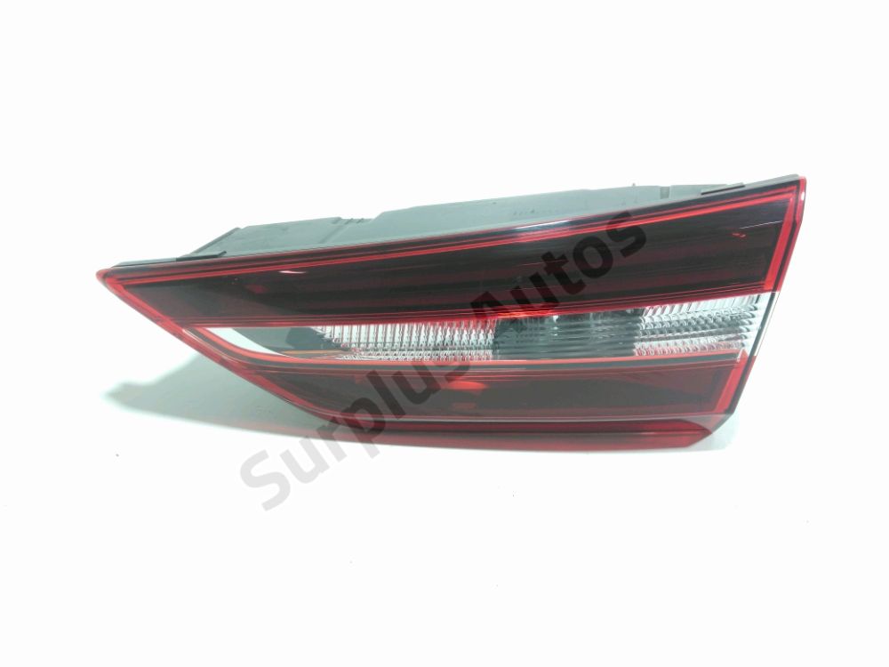 Feu arrière intérieur droit