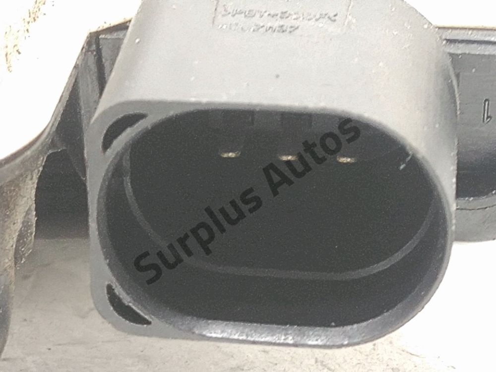 Serrure de porte avant droite