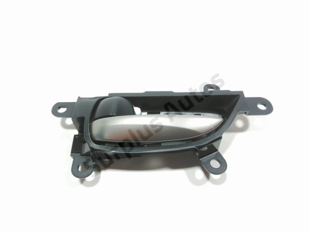 Poignée intérieure porte avant gauche