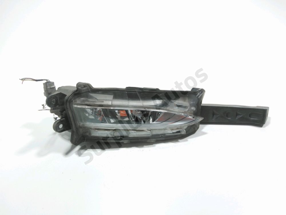 Feu diurne avant droit