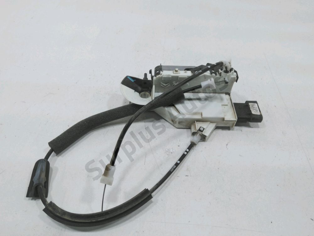 Serrure de porte avant gauche