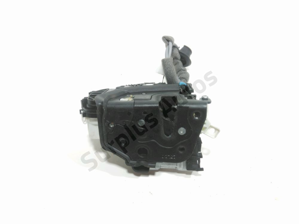 Serrure de porte avant gauche