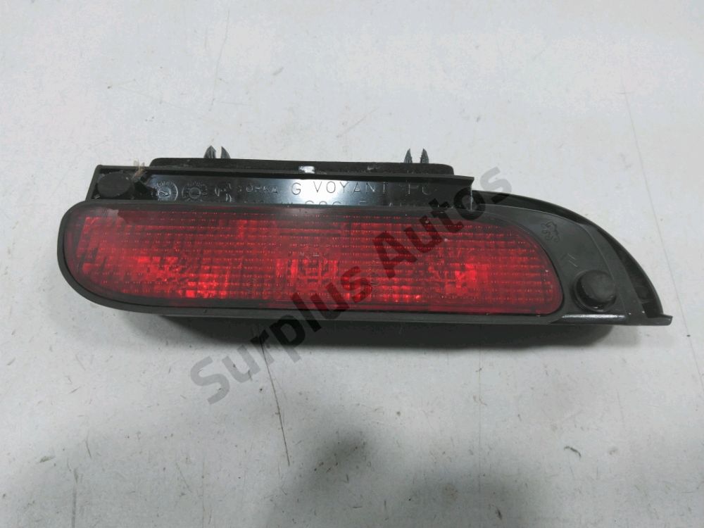 Feu stop supplementaire