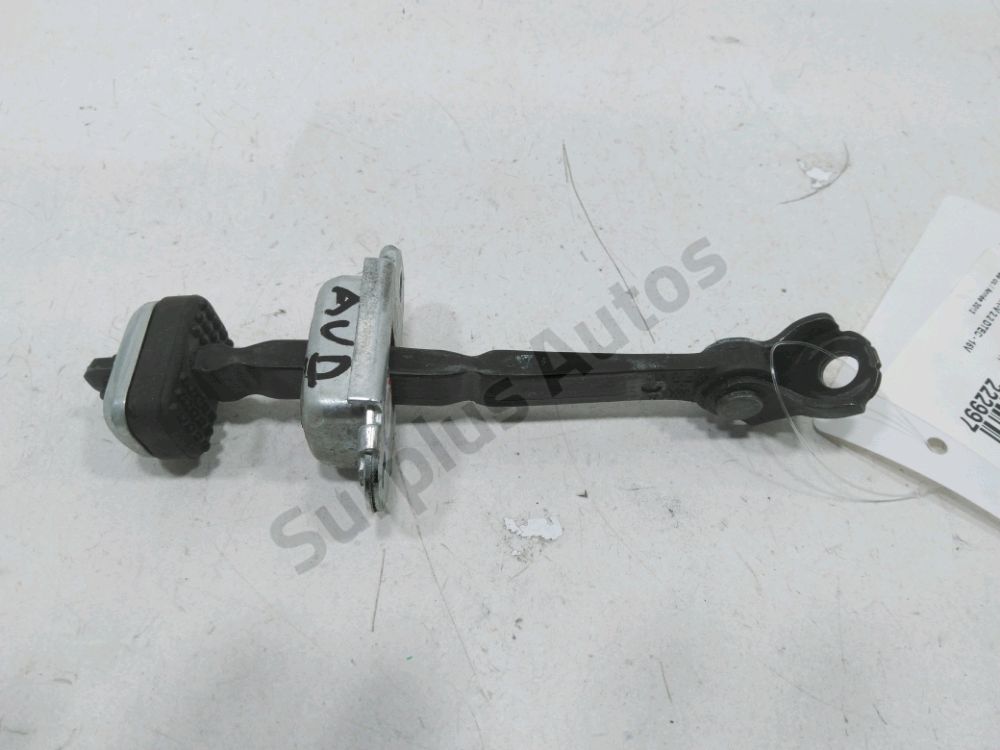 Tirant de porte avant droit