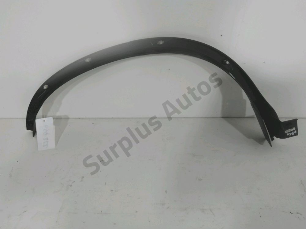 Elargisseur d'aile arrière gauche