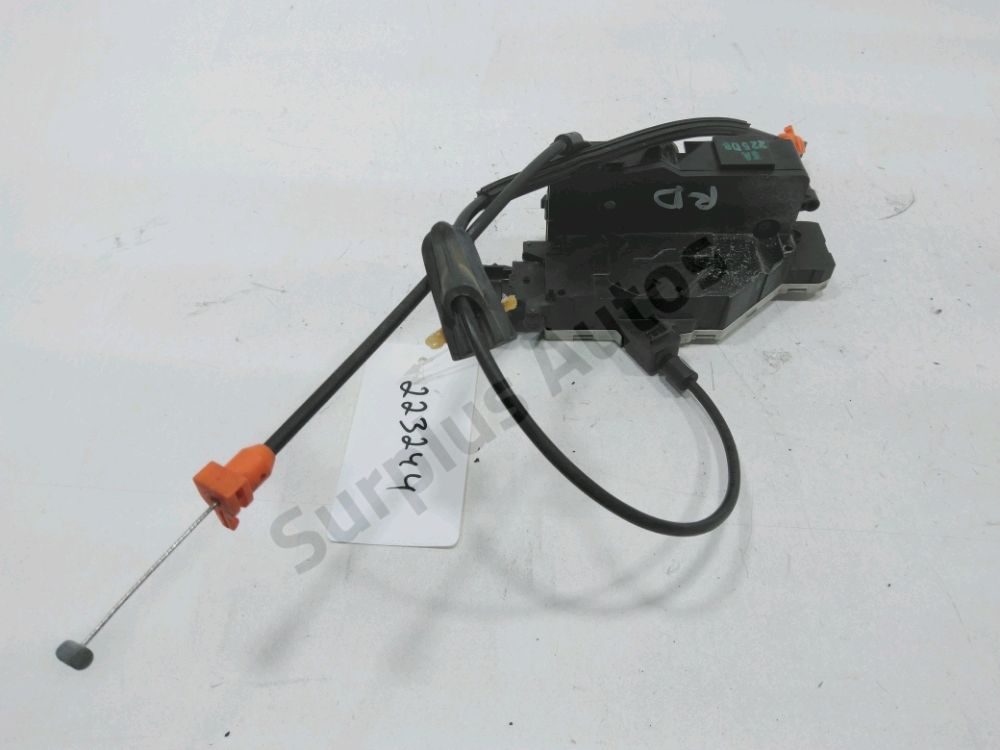 Serrure de porte arrière droite