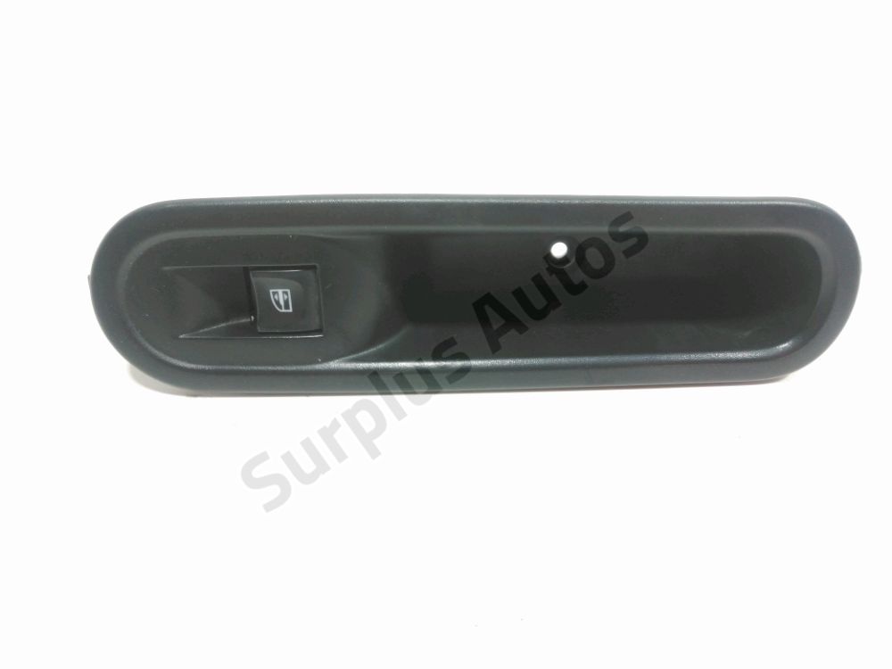 Commande lève-vitre avant droit