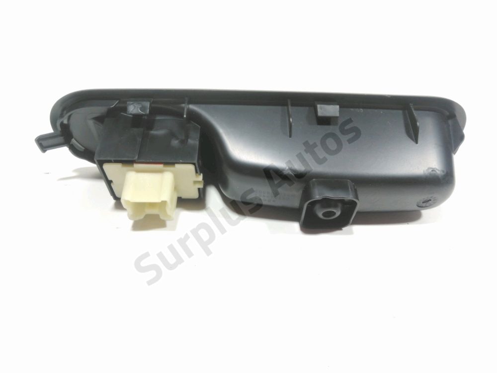 Commande lève-vitre avant droit