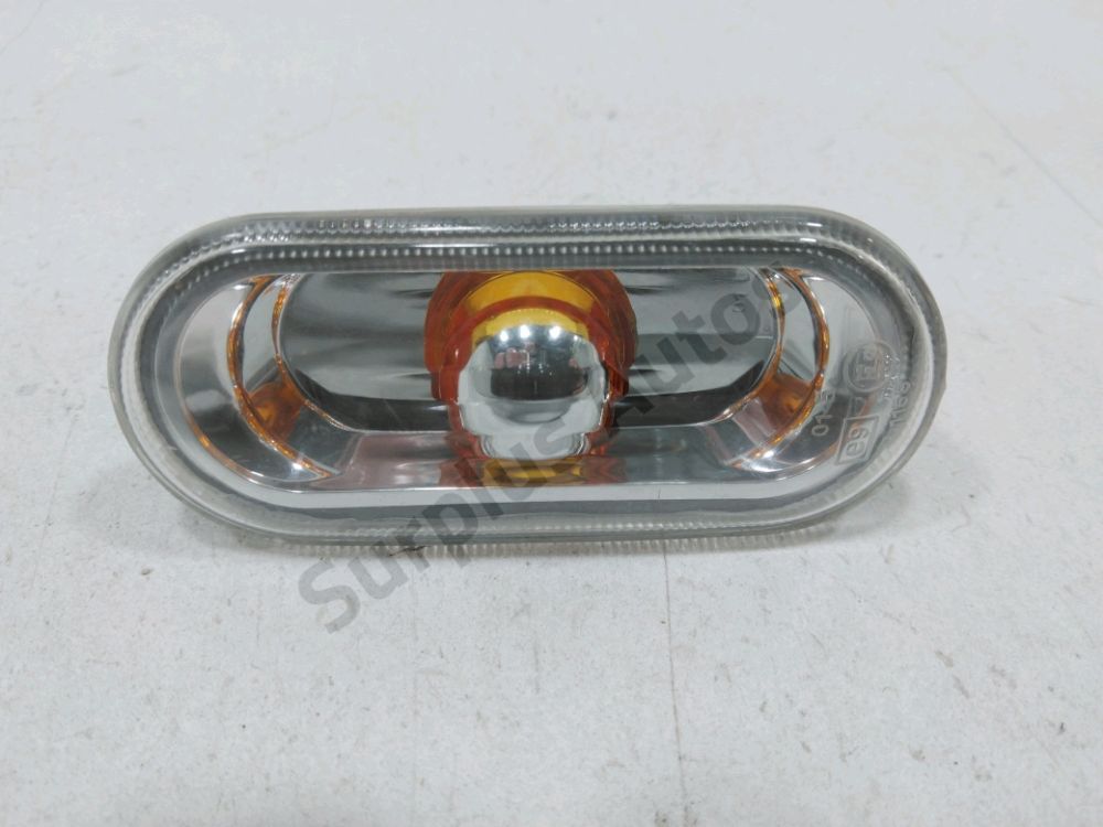 Répétiteur d'aile gauche