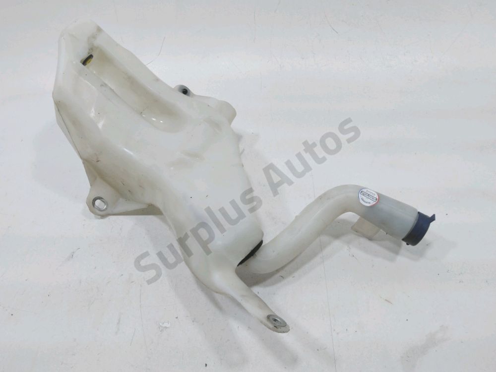 Reservoir de lave glace avant