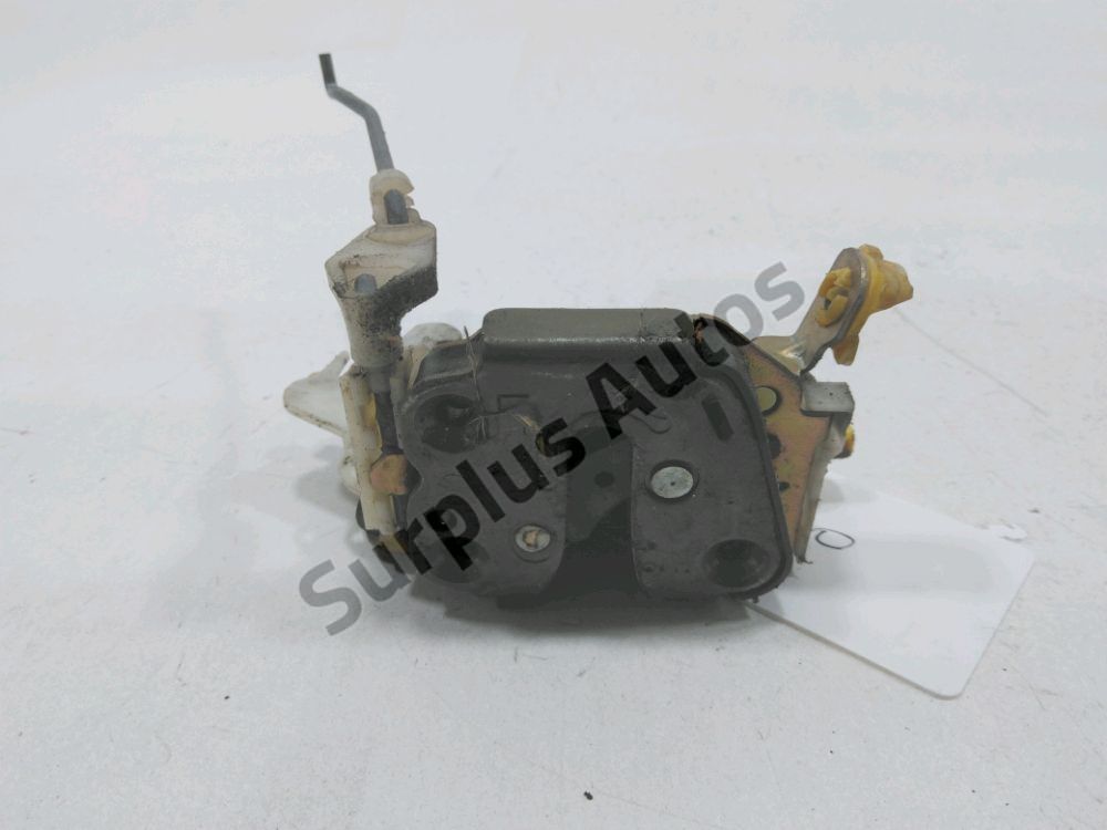 Serrure de porte avant gauche