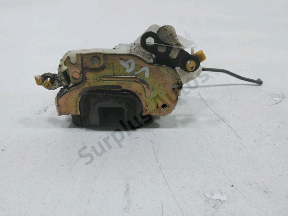 Serrure de porte avant gauche