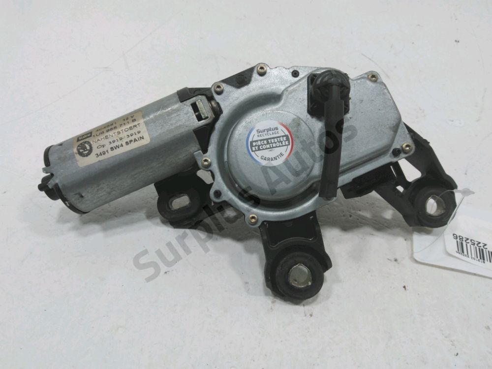 Moteur d'essuie glace arrière