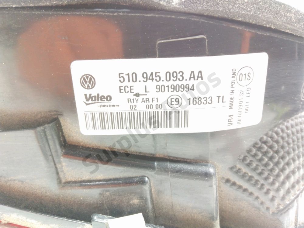 Feu arrière intérieur gauche