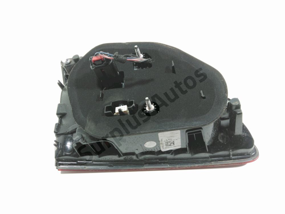 Feu arrière intérieur droit