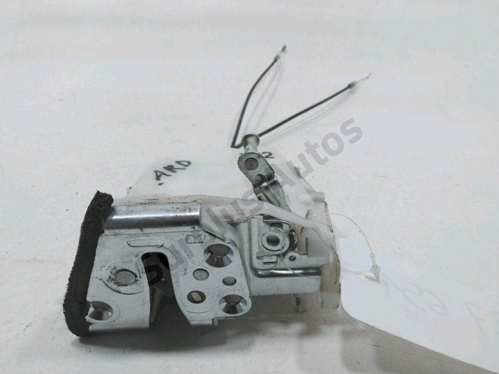 Serrure de porte arrière droite