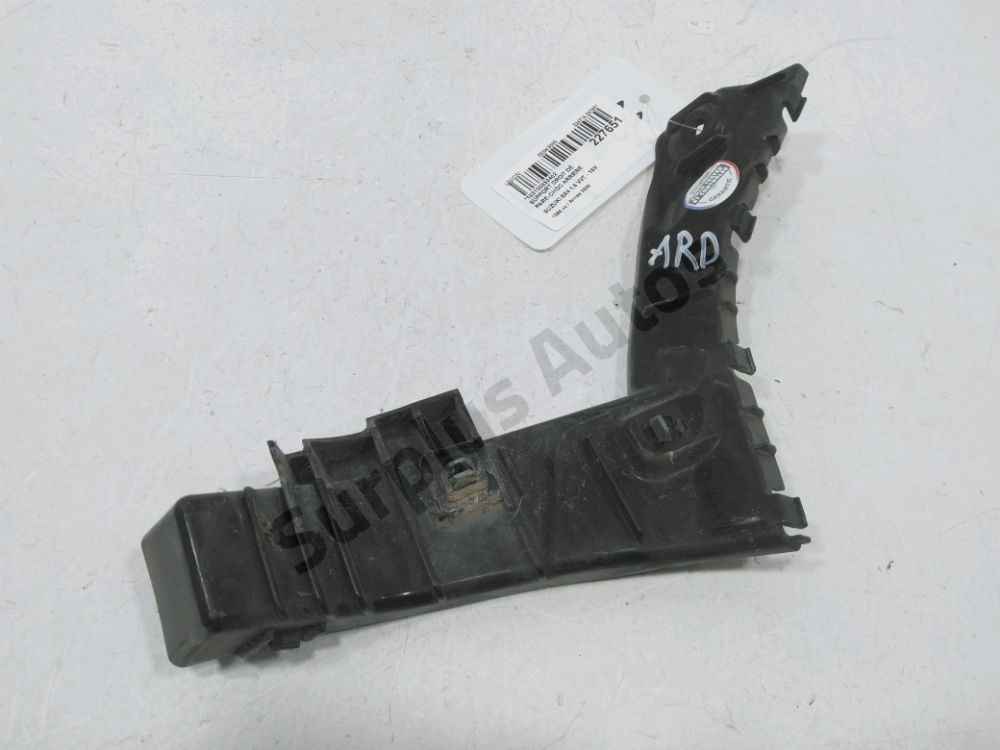 Support droit de pare-choc arrière