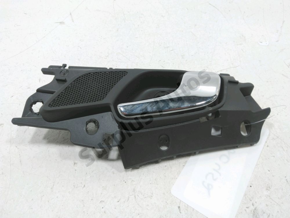 Poignée intérieure porte avant droite