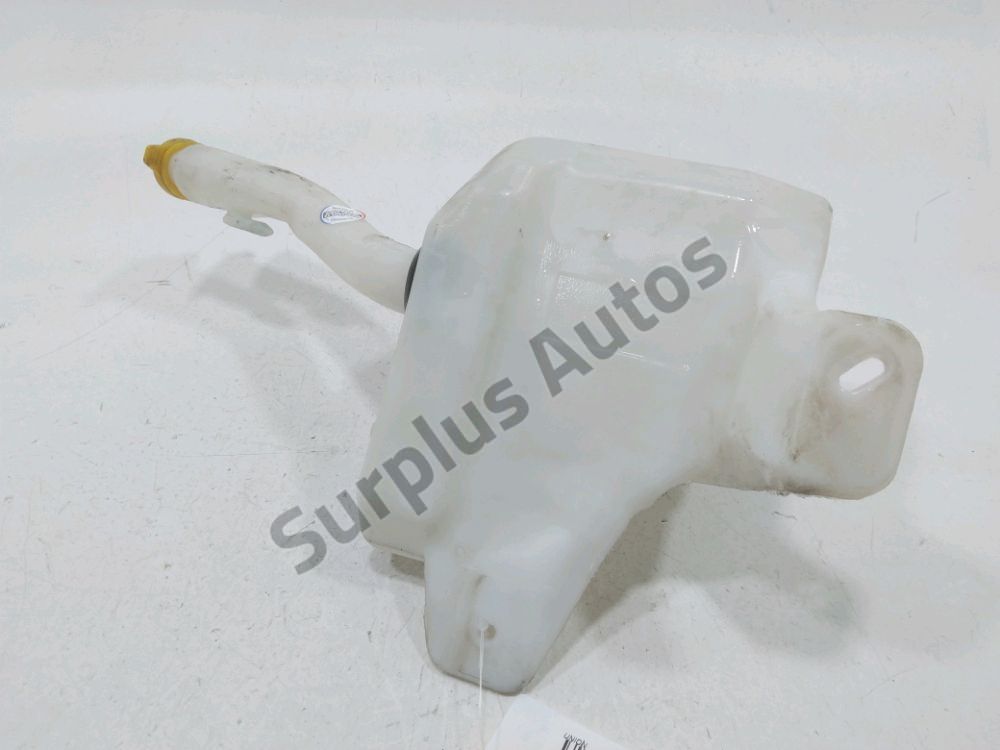 Réservoir de lave glace avant