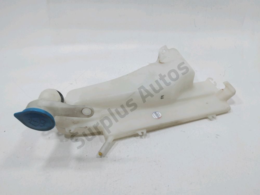 Réservoir de lave glace avant