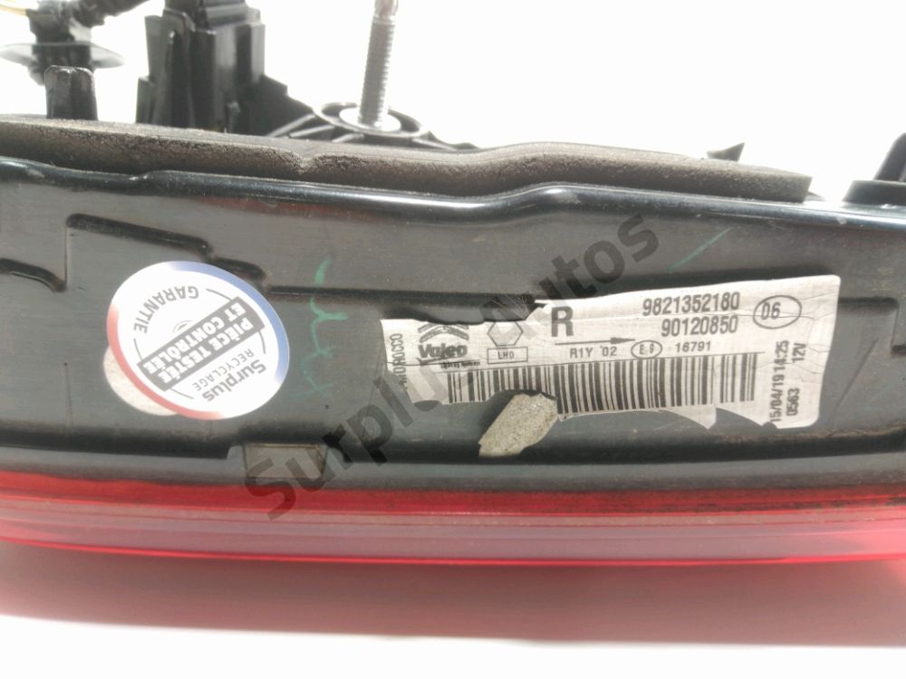 Feu arrière intérieur droit