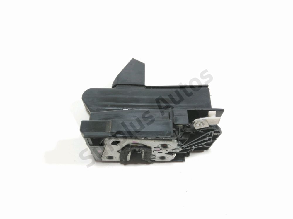 Serrure de porte avant droite