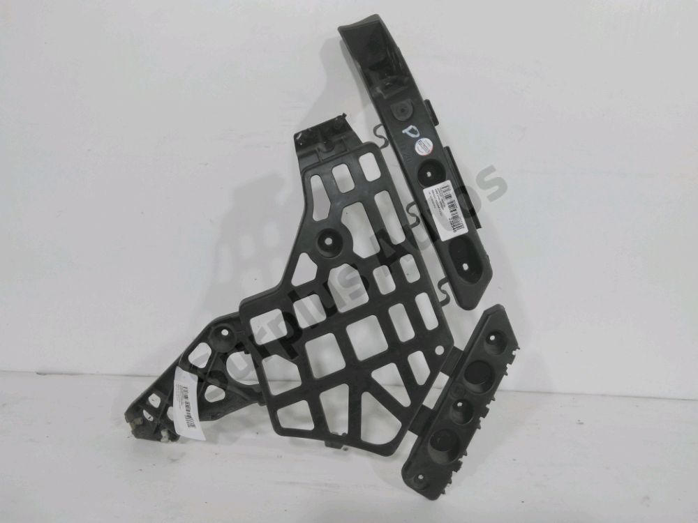 Support droit de pare-choc arrière