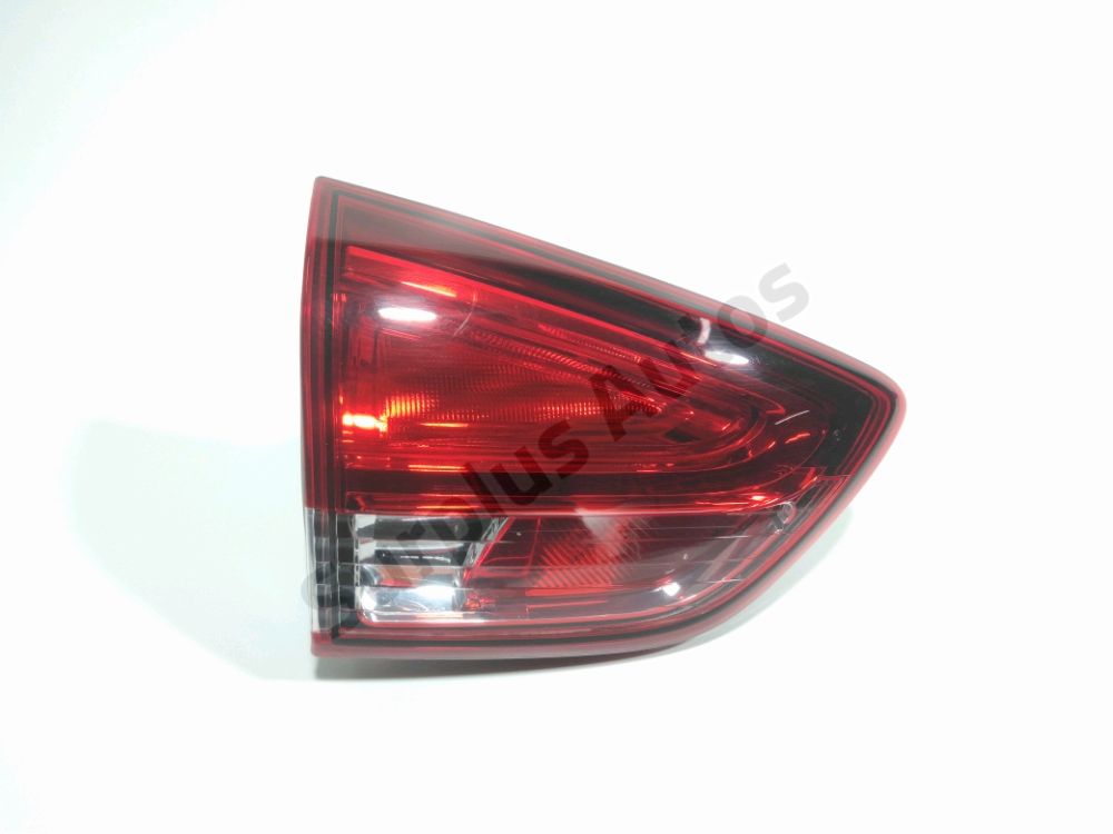 Feu arrière intérieur gauche