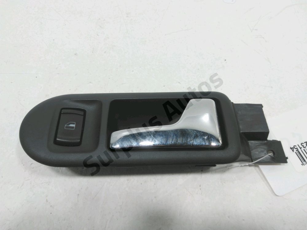 Poignée intérieure porte avant droite