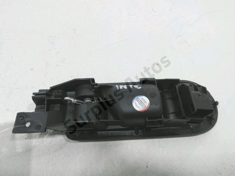 Poignée intérieure porte avant droite