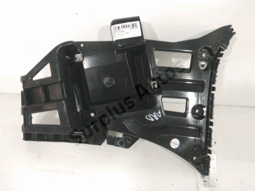 Support droit de pare-choc arrière