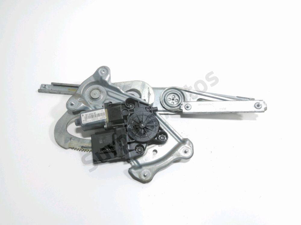 Lève-vitre électrique avant droit