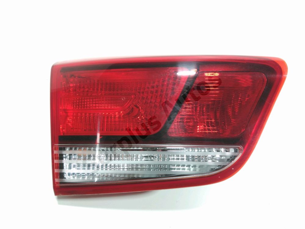 Feu arrière intérieur gauche