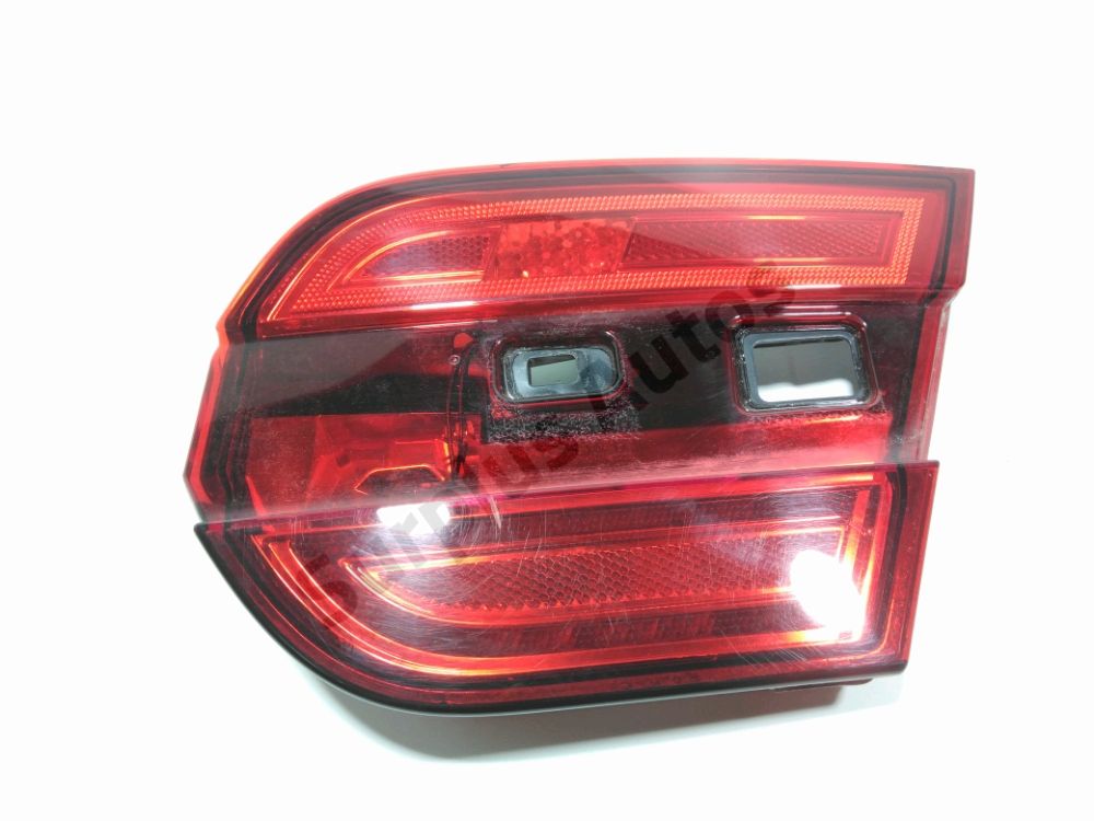 Feu arrière intérieur droit