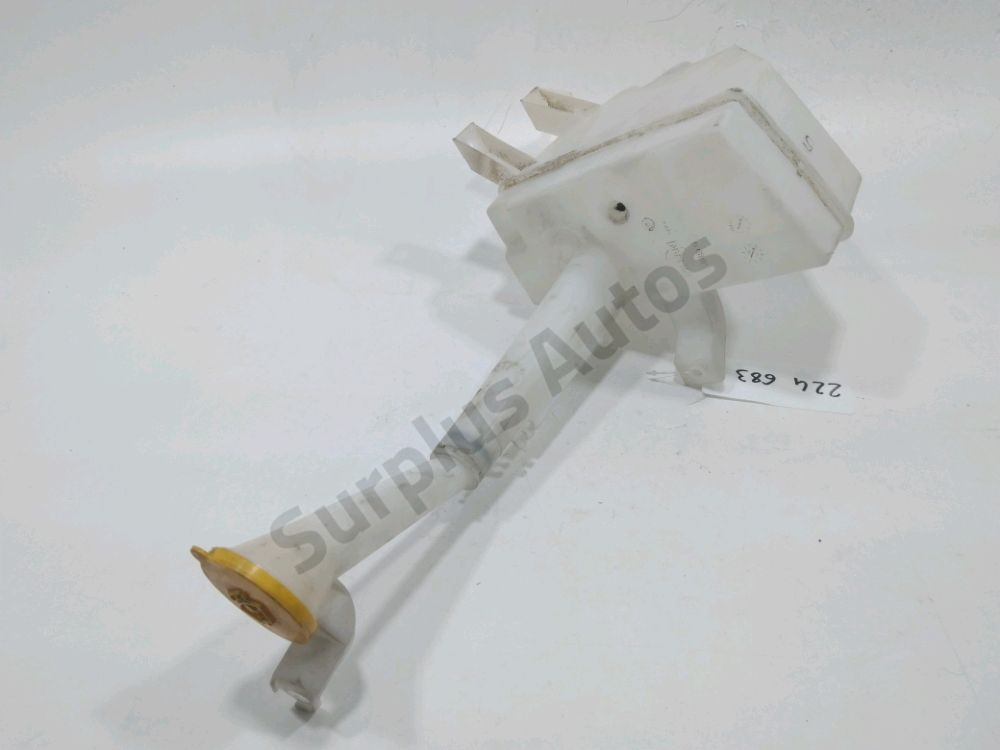 Réservoir de lave glace avant