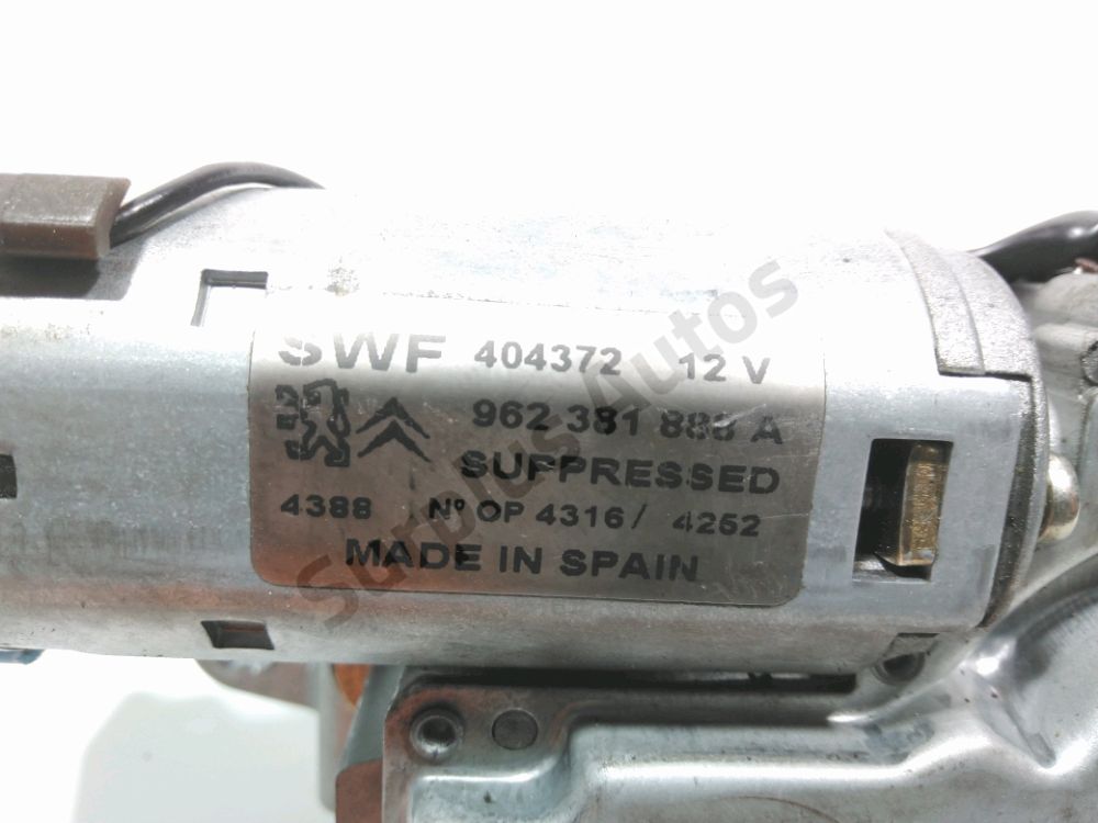 Moteur d'essuie glace arrière