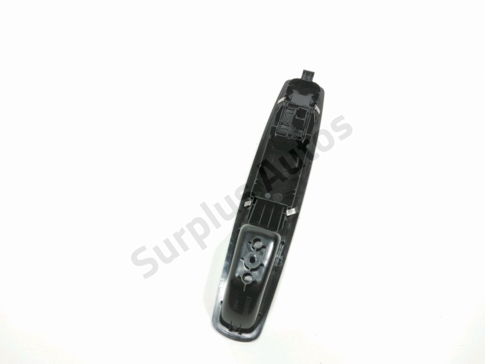 Commande lève-vitre avant droit