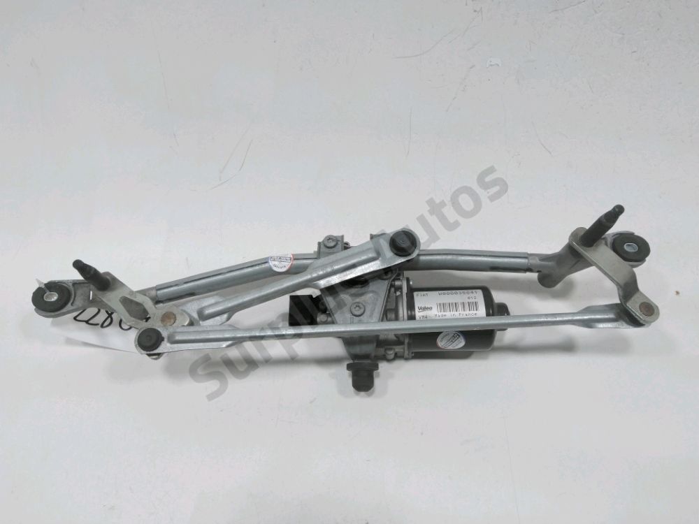 Mecanisme + moteur d'essuie glace avant