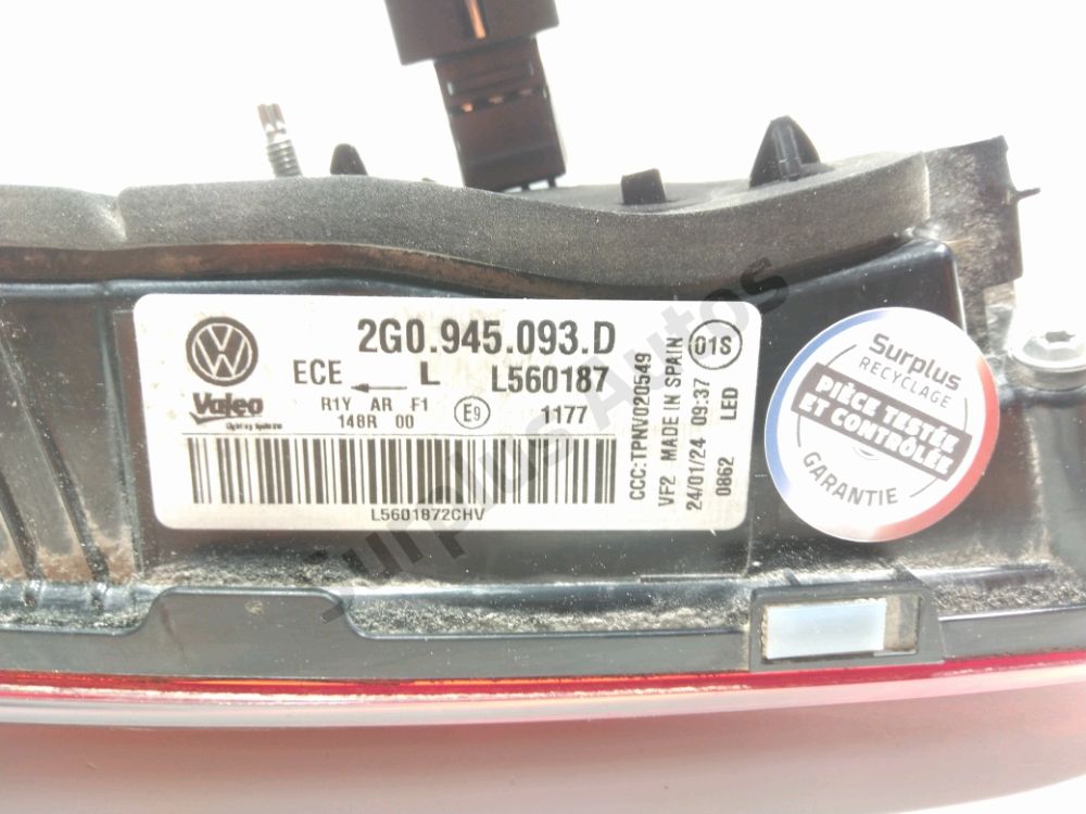 Feu arrière intérieur gauche