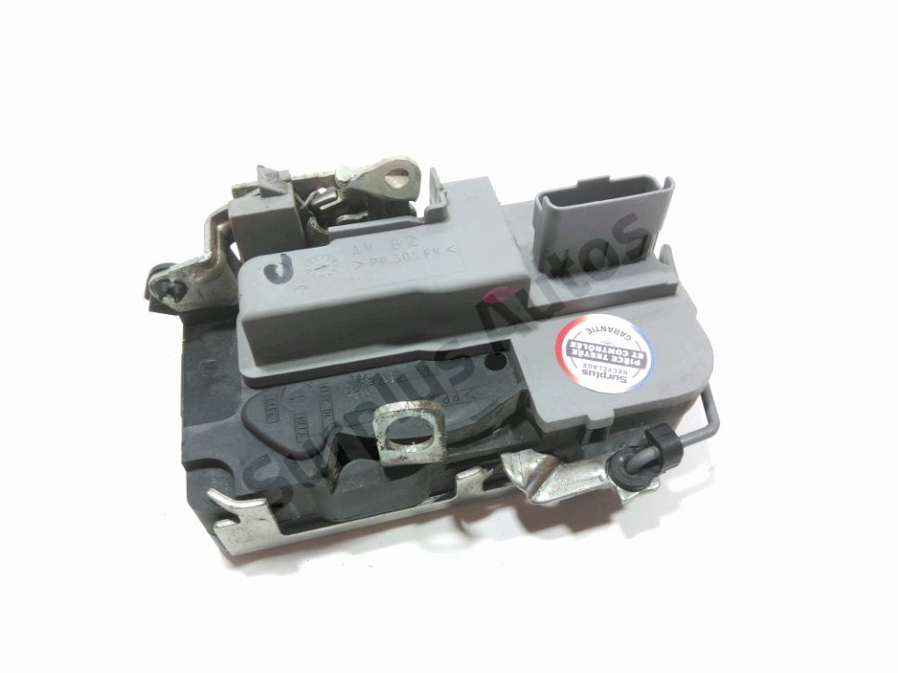 Serrure de porte avant gauche