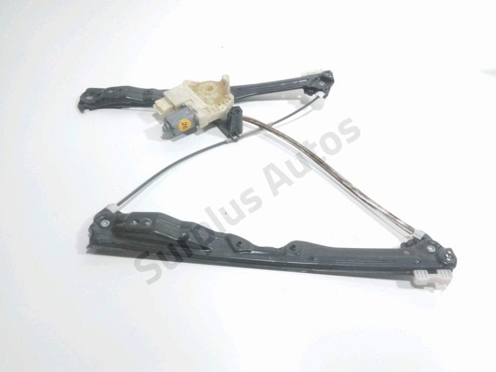 Lève-vitre électrique avant droit