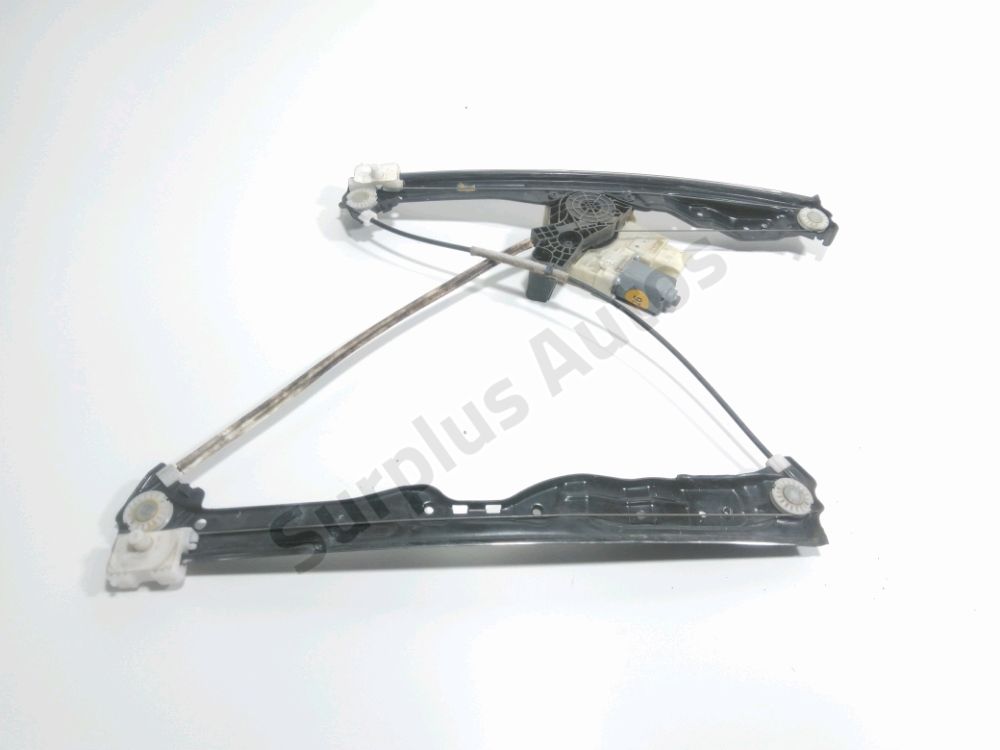 Lève-vitre électrique avant droit