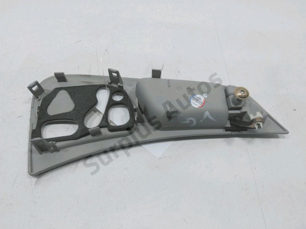 Poignée intérieure porte avant gauche